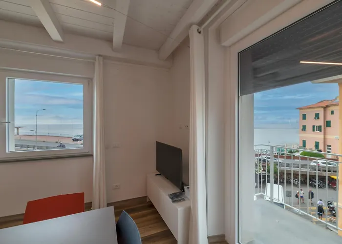 Cadiz Aparthotel Varazze
