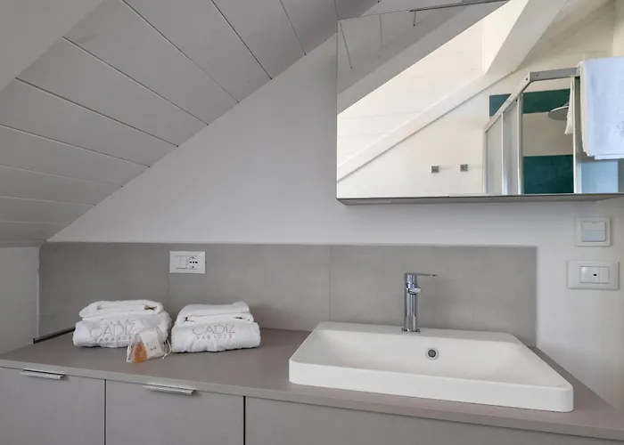 Cadiz Aparthotel Varazze