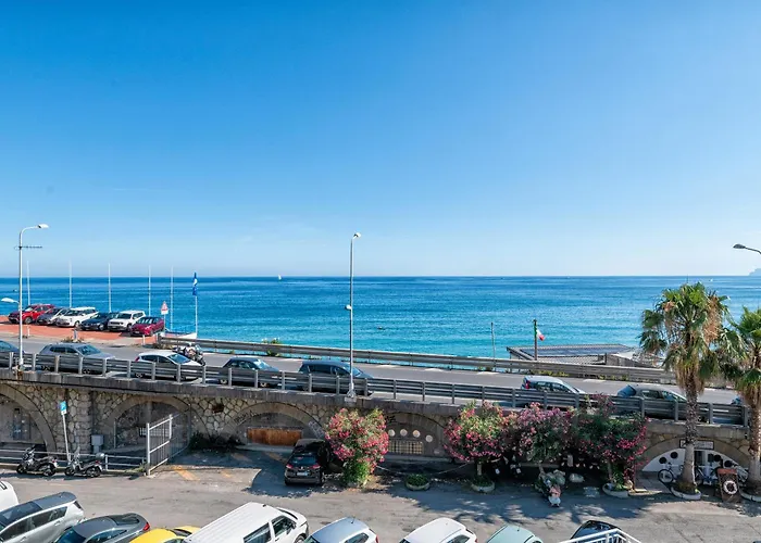 Cadiz 4* Varazze