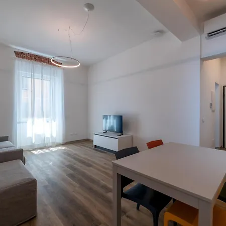 Hotel apartamentowy Cadiz