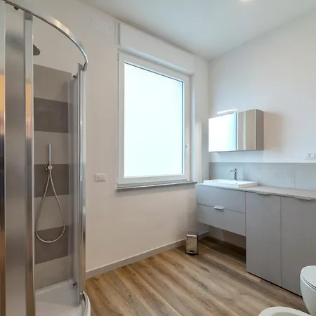 Cadiz Апарт-отель Варацце